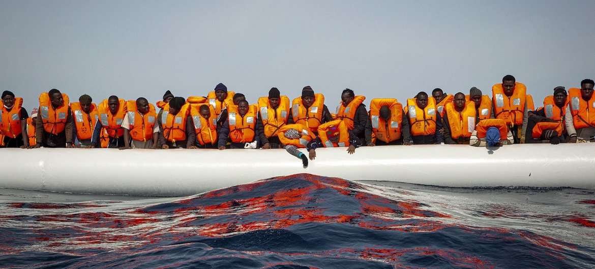 En los últimos diez años, 52.000 personas han muerto escapando de las crisis