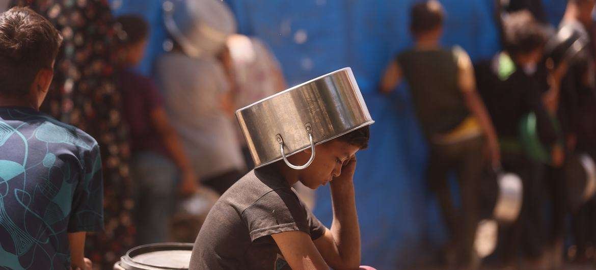 Gaza: Llegan los primeros suministros humanitarios en meses