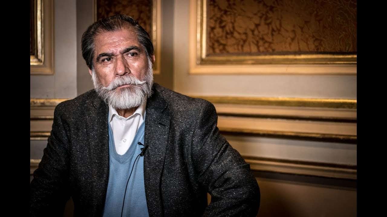 Iván Oñate, traducido al inglés por Roger Swanzy