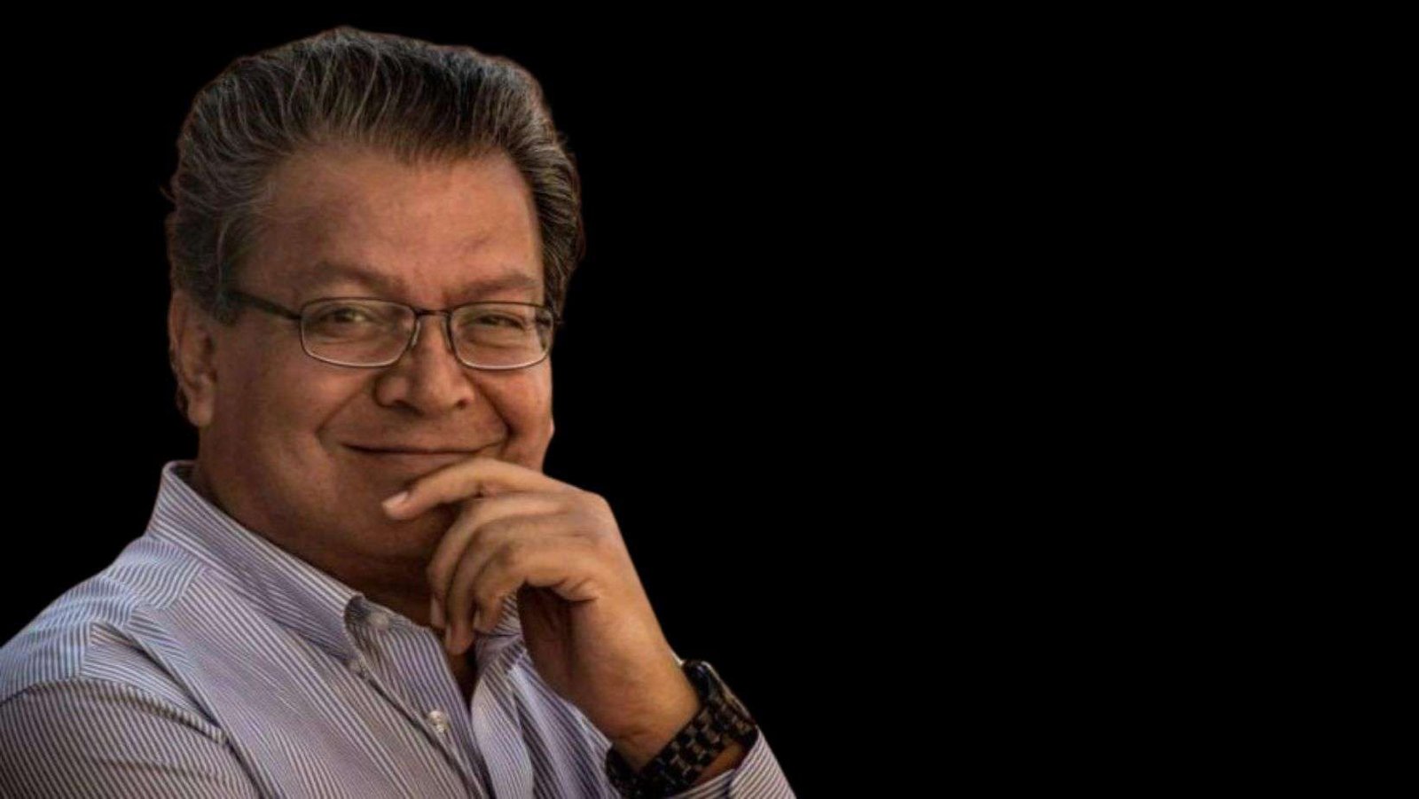 Cuatro poemas de Plagio, libro de Mauricio Carrera, publicado por Medusa. 