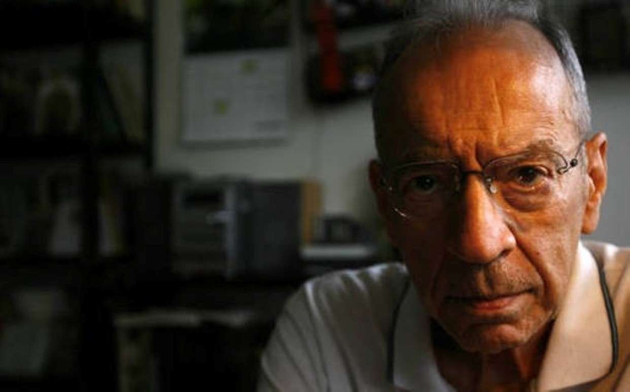 Guillermo Sucre, traducido al griego por Stella Panagopoulou