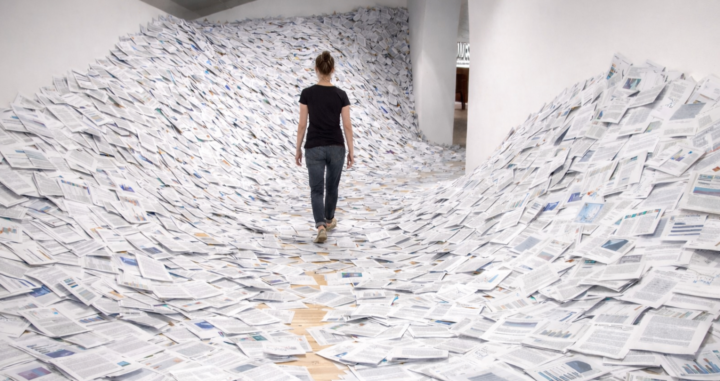 Economía política del paper (I): la Gran Implosión