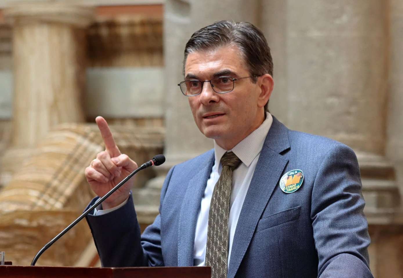 Desafíos, amenazas y propuestas económicas tras los primeros seis meses de Rodrigo Paz