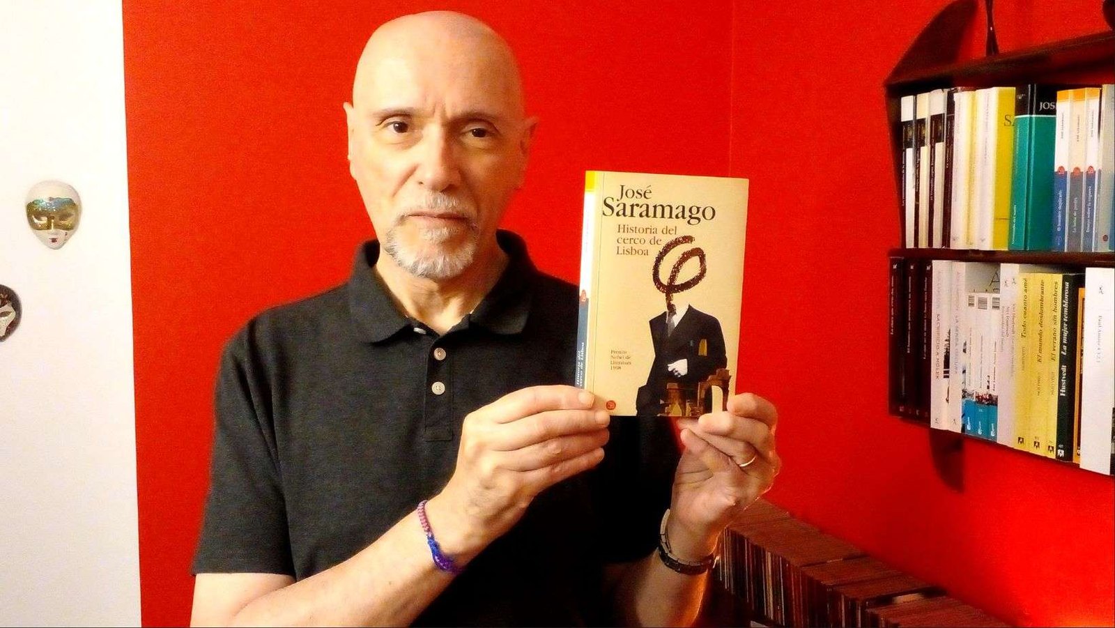 Ocho poemas de Rolando Revagliatti